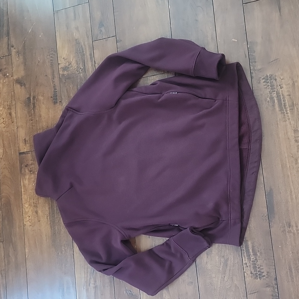 Athleta Burgundy Cozy Karma Twist Neck Sweatshirt Size Large